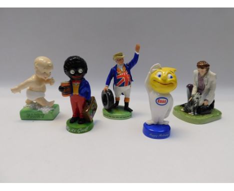 A group of 5 figures to include a limited edition Coalport Farewell Golly together with Royal Doulton Town Veterinary HN 4651