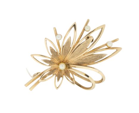 A cultured pearl yellow metal stylized leaf brooch, length approx 48mm, pin and roller clasp unmraked, total gross weight app
