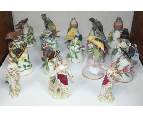 SECTION 30. A collection of fourteen ceramic bells by Brian Hargreaves for Franklin Mint, each modelled as a bird, together w