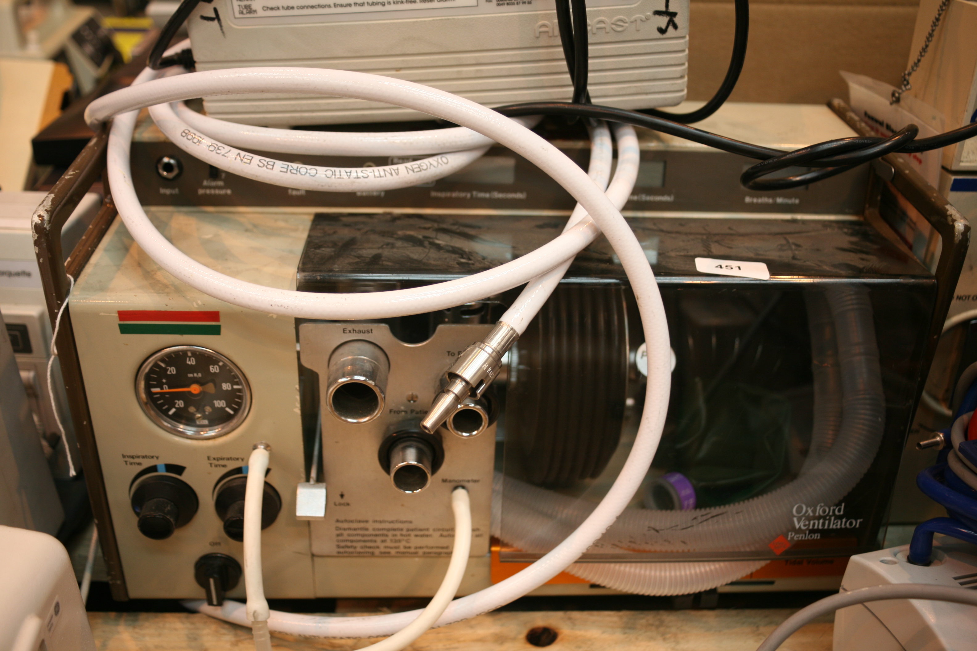 Penlon Oxford Ventilator And Venaflow System 30AE Graduated