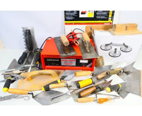 Various hand / decorators tools, glass suction plates and an Absaar battery charger. [2]. [W]