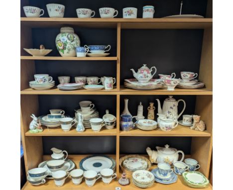 A Royal Doulton “Carlyle” pattern forty-one-piece part dinner &amp; tea service; various other items of decorative tea ware, 