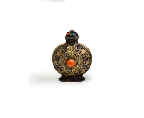 A gilt and silvered Mongolian-style snuff bottle and stopperQing dynasty, 18th/19th centuryComprising: one bottle with silver