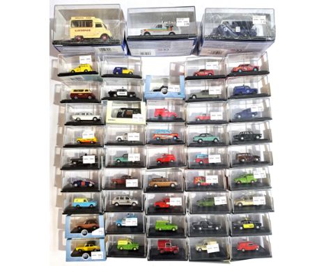 Oxford Diecast, a boxed 1:76 and similar scale group comprising of "Roadshow" series, "Chipperfield's Circus" series, "Railwa