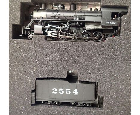 Bachmann Spectrum HO scale 2.10.0, Russian Decapod 2554, AT and SF Black. Excellent condition, box with storage wear. P&amp;P