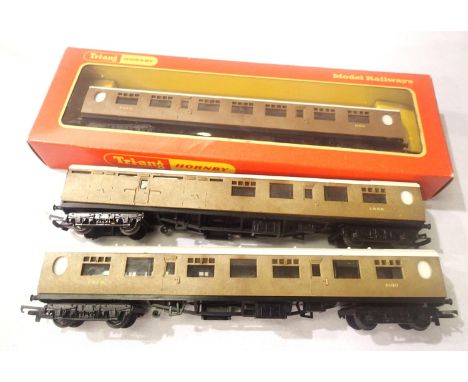 Three OO scale Triang Hornby L.N.E.R Teak coaches, in very good condition, one is boxed. P&amp;P Group 1 (£14+VAT for the fir