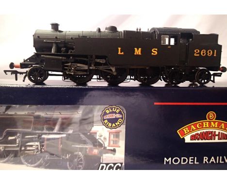 Bachmann 32-875, Fairburn Tank, LMS black 2691. In very good condition, detail fitted and box has wear. P&amp;P Group 1 (£14+
