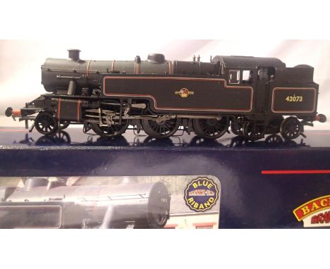 Bachmann 32-877 Fairburn Tank 42073, black Late Crest. In very good condition, detail fitted and box has wear. P&amp;P Group 