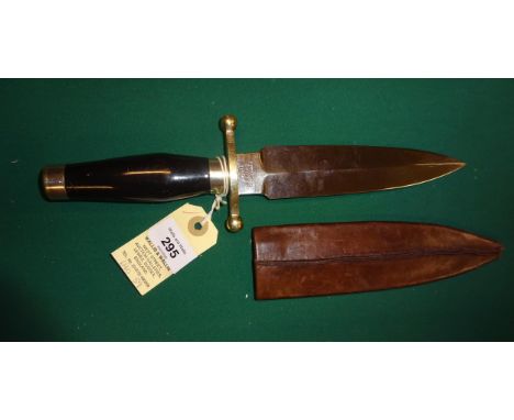 A mid 20th century Sheffield hunting knife by R. Middleton, double edged leaf shaped blade 6½", overall 11¼", the hilt with b
