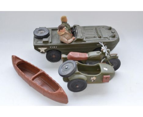 Cherilea 1/6 scale amphibious Jeep with 2 Action Man figures, motorbike with side-car and a canoe (5) 