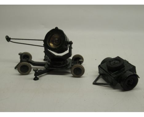 W Britain military model No. 1718 Anti-Aircraft Units of the British Army Searchlight on Mobile Chassis, and 1726 Royal Artil