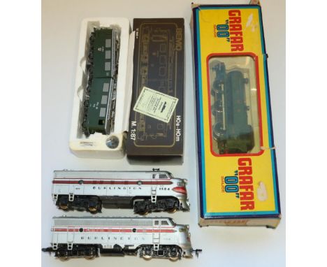 Bachmann OO/HO gauge Burlington locomotive no. 104 power car, similar power car no. 150-A, Bemo HO articulated electric locom