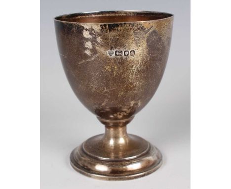 An Elizabeth II silver cup, the ovoid bowl on a circular stepped foot, London 1966 by Garrard &amp; Co Ltd, weight 217.7g, he