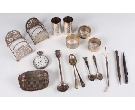 A Portuguese .833 silver souvenir spoon with 'Lisboa' crest, length 15.2cm, a Portuguese .833 silver basket weave bonbon dish