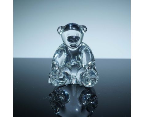 Charming clear crystal teddy bear figurine by Baccarat, expertly sculpted in a seated posture. This piece highlights Baccarat