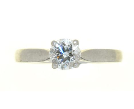 A DIAMOND SOLITAIRE RING, THE BRILLIANT CUT DIAMOND 0.5CT, H COLOUR, SI1 CLARITY APPROX,  IN PLATINUM , INSCRIBED 'HOF', 5G, 