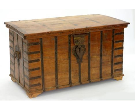 A EAST AFRICAN IRON BOUND HARDWOOD TRUNK, 69CM H; 125 X 65CM 