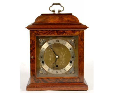 A WALNUT EIGHT DAY WESTMINSTER AND WHITTINGTON CHIME MANTEL CLOCK, THE BRASS DIAL INSCRIBED ELLIOTT LONDON, 32 X 22CM