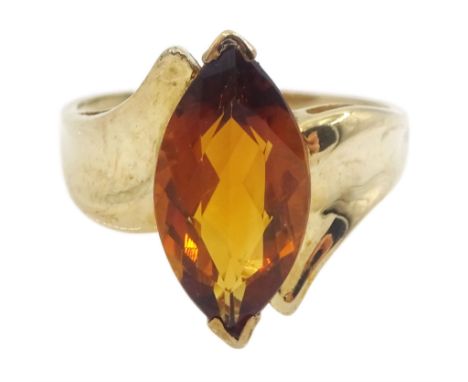 9ct gold marquise cut citrine ring, hallmarked 