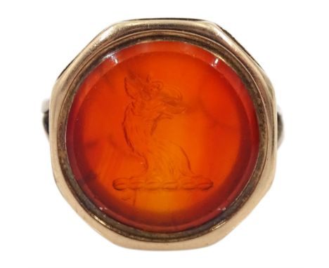 19th century rose gold round carnelian signet ring, with an eagle intaglio