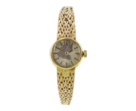 Swiss 9ct gold ladies manual wind bracelet wristwatch, London import marks 1975