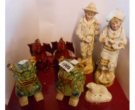 A small quantity of ceramic figurines including a pair of Welsh Doniau Cudo Bangor pottery dragon figurines, Chinese temple d