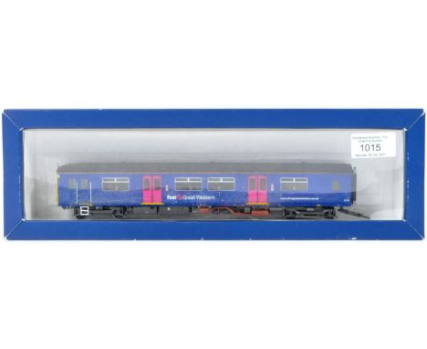 An original Bachmann made Branch Line 00 gauge model railway diesel locomotive engine from set No. 32-927. A diesel Class 150