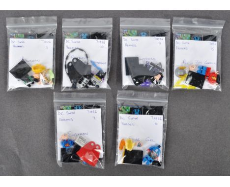 Lego Minifigures - 71026 - DC Super Heroes - a collection of x6 original Lego DC Superheroes  collectable minifigures compris