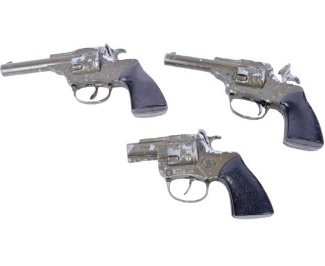 A collection of x3 original vintage Lone Star made TV &amp; Film related diecast metal cap pistol / guns comprising x2 Starsk