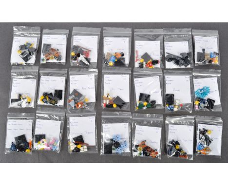 Lego Minifigures - 71019 - Lego Ninjago Movie - a collection of x20 original Lego Ninjago Movie collectable minifigures to in