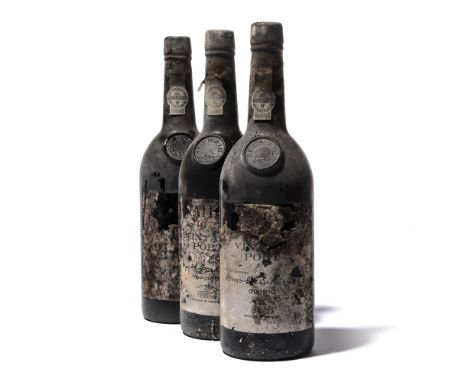 12 bottles Graham 1975 Douro Slightly corroded capsules. Very bin-soiled and damaged labels. Levels base of neck or better