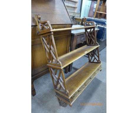 A Chippendale style hardwood Delft rack 