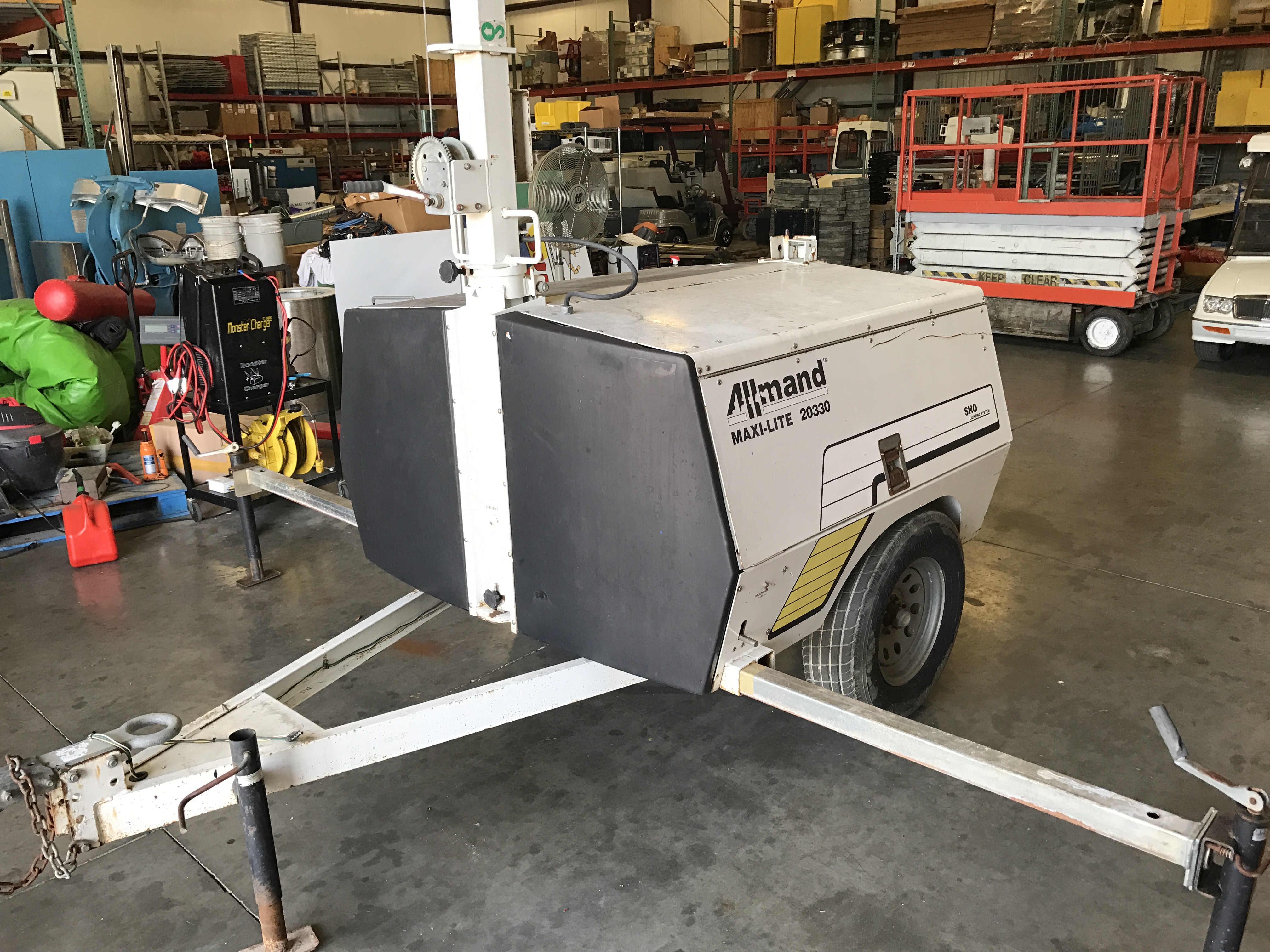 ALLMAND MAXILITE 20330 20KW DIESEL GENERATOR W/ LIGHT TOWER, ISUZU