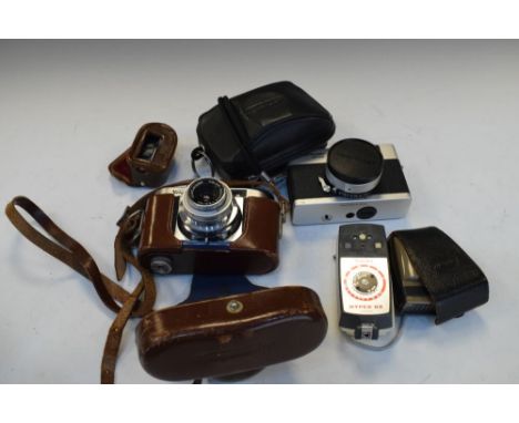 Cameras - Voigtlander-Vito B, Voigtlander VF135 with instruction book, two light meters and a flash  