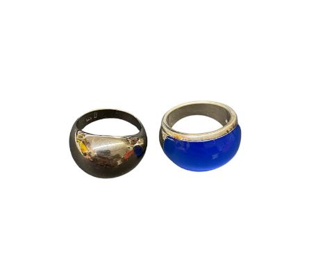 A silver ring set with with blue John Derbyshire stone along with one other silver ring 20g&nbsp;