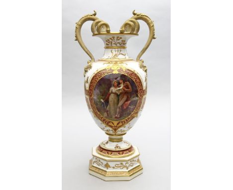 Mantel, Julius Wilhelm (1820 Berlin 1896) "Urbino-Vase mit Schlangenhenkeln". Amphoren-Vase mit Henkeln in Form gewundener Sc