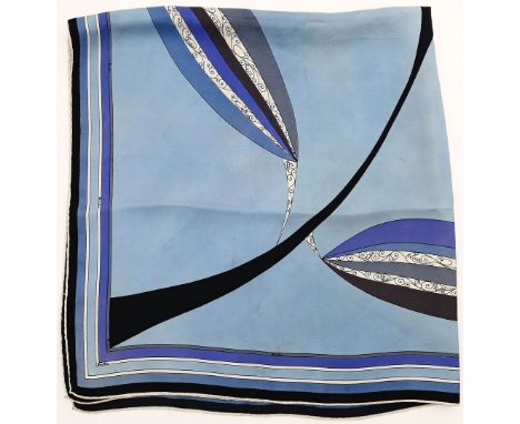 Vintage-Tuch, Pucci. Seide mit abstraktem Dekor. Handrolliert. Mit Firmensignet Emilio Pucci. Tragespuren. D. ca. 86x 88 cm.