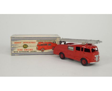 A Dinky Supertoys Fire Engine with extending ladder, no. 955, boxed.