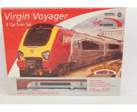 A Bachmann dublo gauge Virgin Voyager 3 car train set, Class 220, boxed.