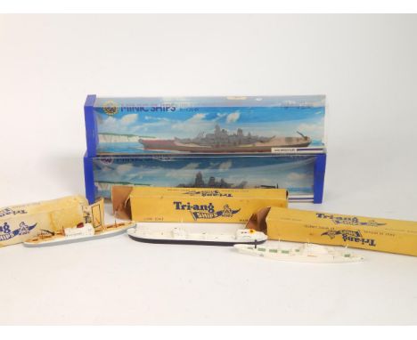 Triang Minic Cargo ships, 1:1200 scale, comprising Port Brisbane M716, NS Savannah M712, and SS Varicella M732, first edition