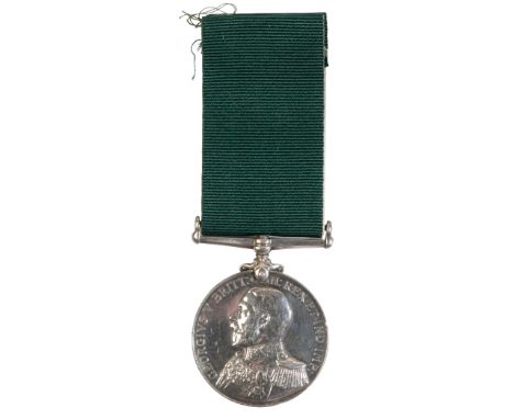 ROYAL NAVAL RESERVE LSGC TO ENGINE ROOM ARTIFICER CAMPBELL GV RNR LSGC, correctly impressed ED 22 S Campbell ERA RNR, conditi