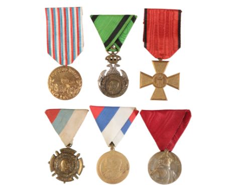 SERBIA. SIX MEDALS, 1904-1918 Serbia. Commemorative Medal for the Coronation of King Petar I, 1904, gold medal;Serbia. MiloÅ¡