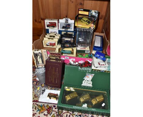 A BOX AND LOOSE DIECAST AND OTHER MODEL VEHICLES, to include a boxed Swarovski Crystal 'Old Timer Vintage Car/Automobile' no 
