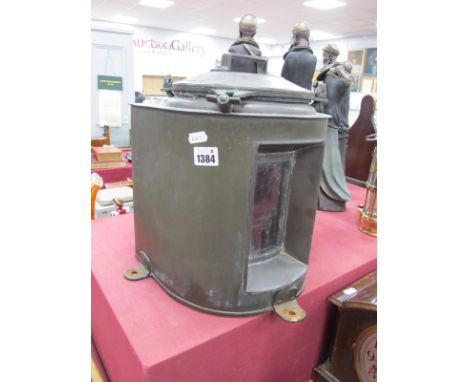Eli Griffiths and Sons, Bradford Street, Birmingham Navigation Light/Railway Lantern, appears complete excluding one wing nut