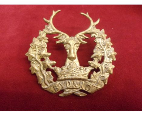 Gordon Highlanders NCO's WWI Glengarry Cap Badge (Brass), two lugs. K&amp;K: 687
