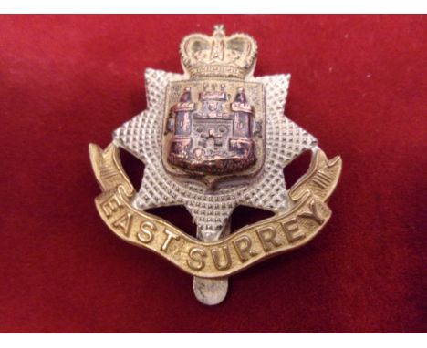 East Surrey Regiment EIIR Officers Cap Badge (Gilt), slider, the fourth type. K&amp;K: 1995