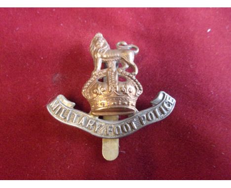 Corps of Military Police (Military Foot Police) Other Ranks Forage Cap Badge (Bi-metal), slider. K&amp;K: 1029