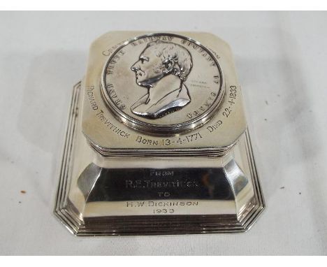 A George V hallmarked silver ink well London assay 1931, the hinged lid with circular plaque scribed Grand Trunk Railway Comp