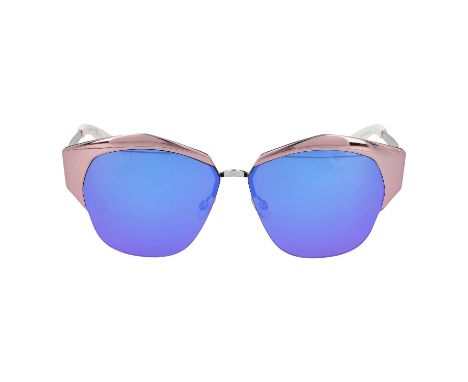 CHRISTIAN DIOR Sonnenbrille "MIRRORED". Ausverkauft - nicht mehr erhältlich! Dekoratives Gestell mit roségoldfarbenen Details