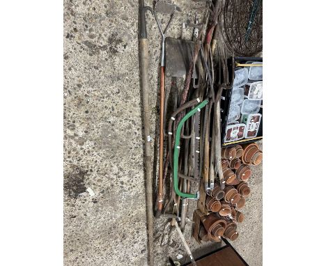 Mixed lot of various garden hand tools ancor etc